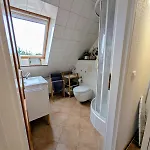 Gemuetliche 2-zimmer-ferienwohnung Mit Garten Daire
