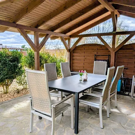 Gemütliche 2-zimmer-ferienwohnung Mit Garten