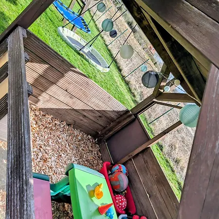 Gemütliche 2-zimmer-ferienwohnung Mit Garten Apartamento