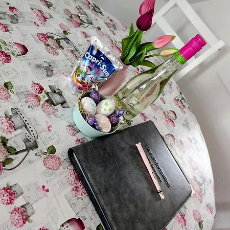 Gemuetliche 2-zimmer-ferienwohnung Mit Garten Appartamento Mittenwalde