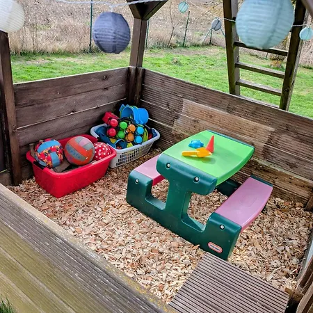 Gemuetliche 2-zimmer-ferienwohnung Mit Garten Appartamento