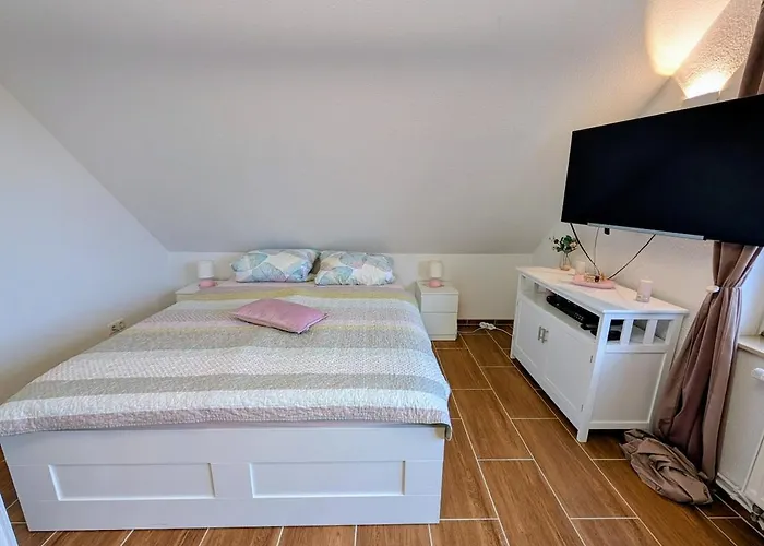 Gemütliche 2-zimmer-ferienwohnung Mit Garten *