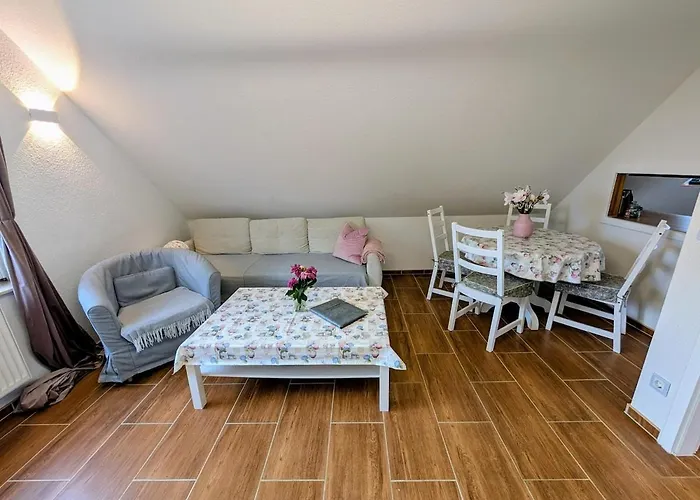 Apartamento Gemütliche 2-zimmer-ferienwohnung Mit Garten Mittenwalde