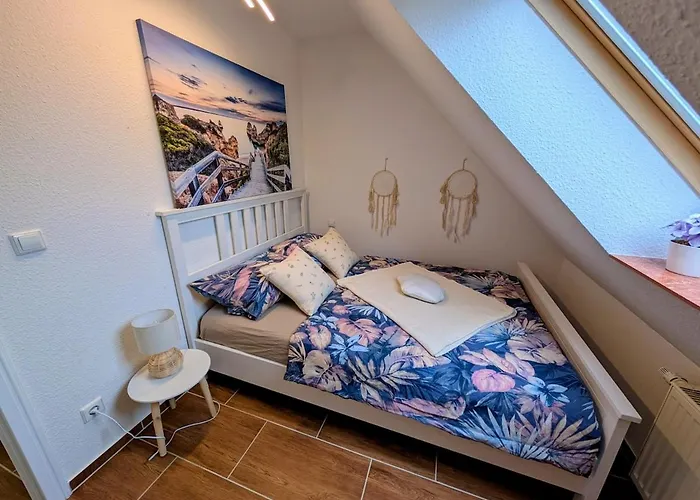 Apartment Gemütliche 2-zimmer-ferienwohnung Mit Garten *